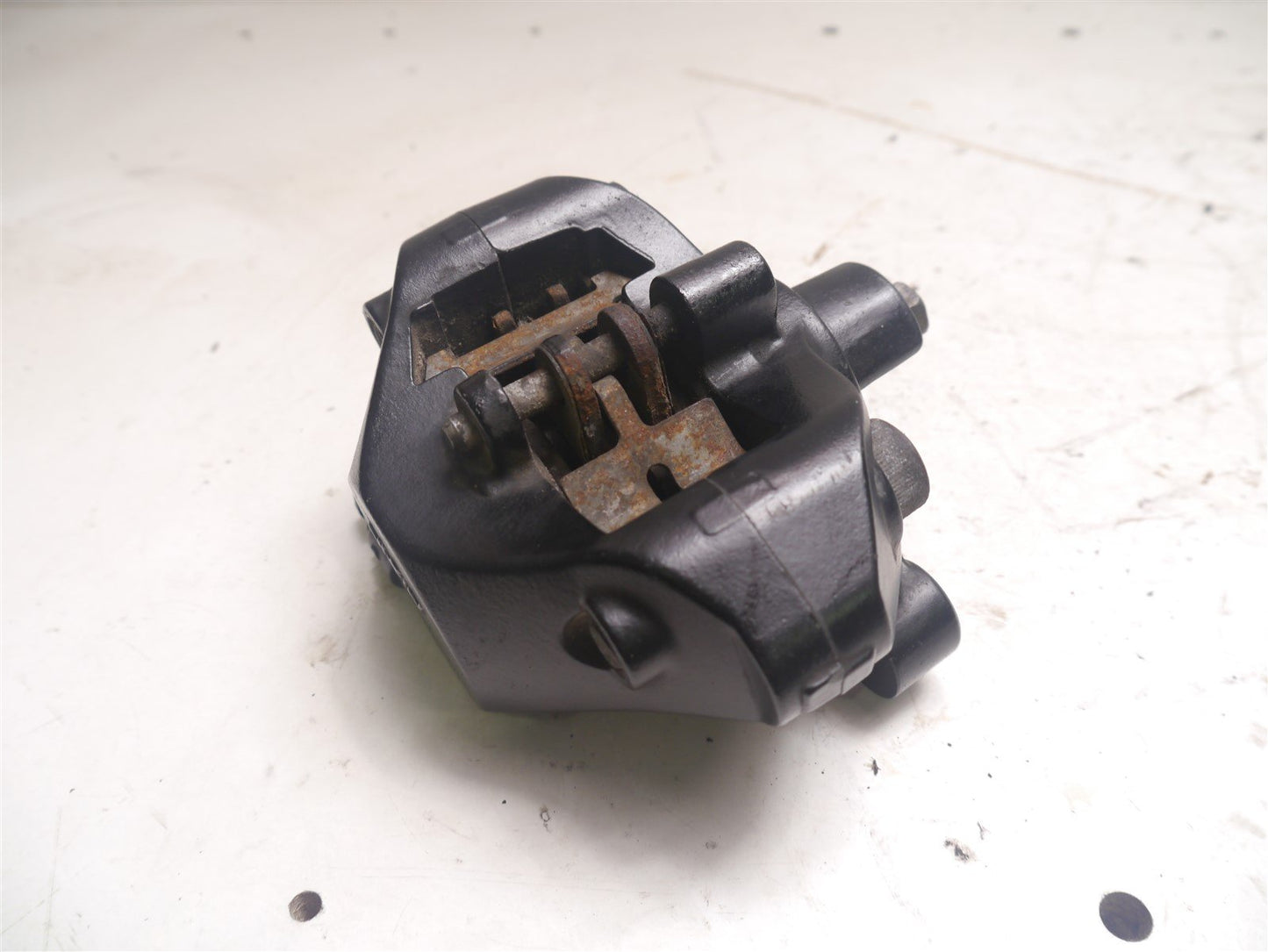 SUZUKI GSF 650 BANDIT 2005-2006 JUST 14K! REAR BRAKE CALIPER NISSIN LOW MILEAGE