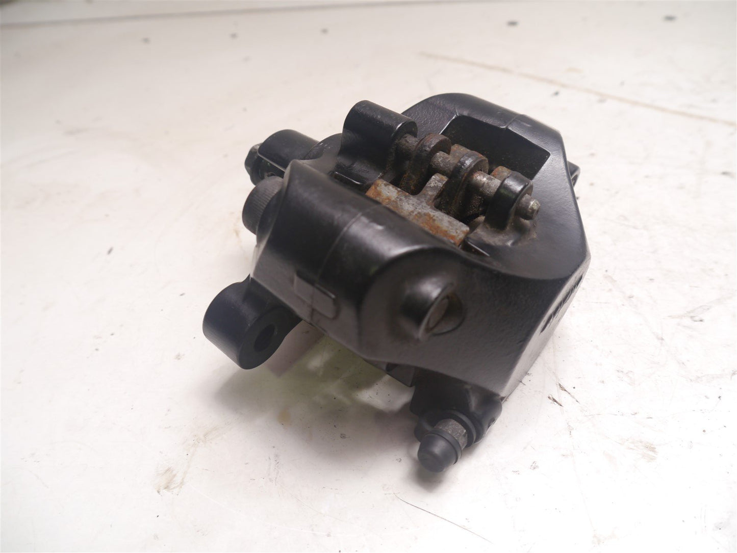 SUZUKI GSF 650 BANDIT 2005-2006 JUST 14K! REAR BRAKE CALIPER NISSIN LOW MILEAGE