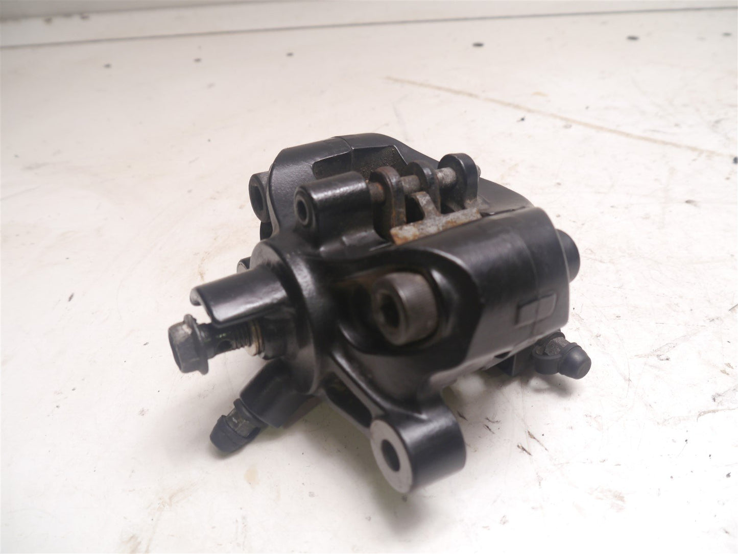 SUZUKI GSF 650 BANDIT 2005-2006 JUST 14K! REAR BRAKE CALIPER NISSIN LOW MILEAGE