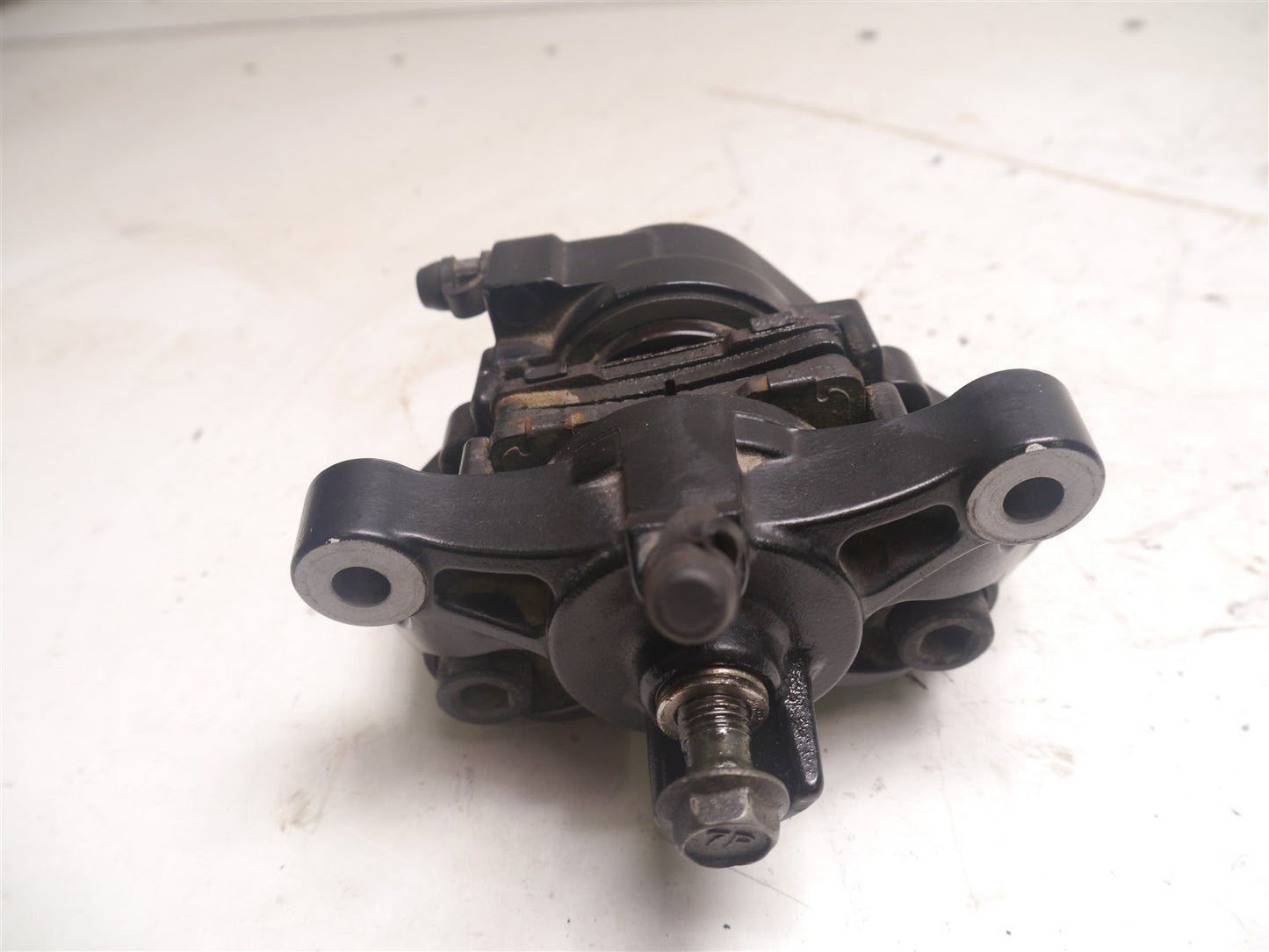 SUZUKI GSF 650 BANDIT 2005-2006 JUST 14K! REAR BRAKE CALIPER NISSIN LOW MILEAGE