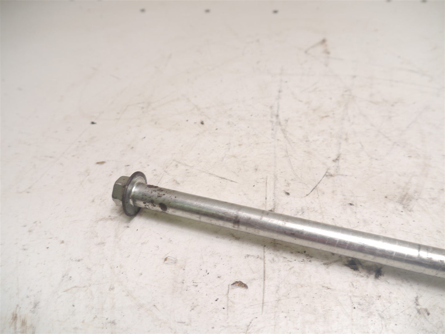 HUATIAN LINTEX HT50QT-16 2007-2014 FRONT WHEEL SPINDLE AXLE