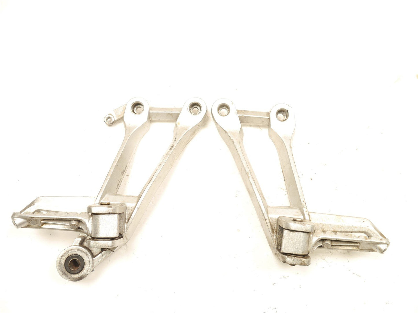 LEXMOTO VENOM 125 EFI 2017-2021 REAR FOOTREST HANGERS AND PEGS