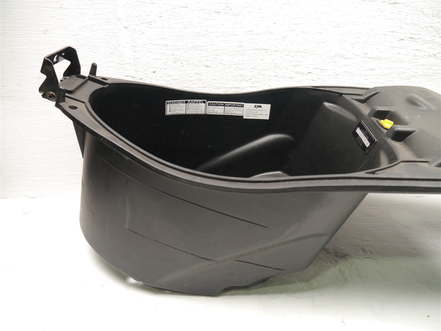 SYM JET X 125 2021-2023 UNDERSEAT STORAGE LOCKER TUB