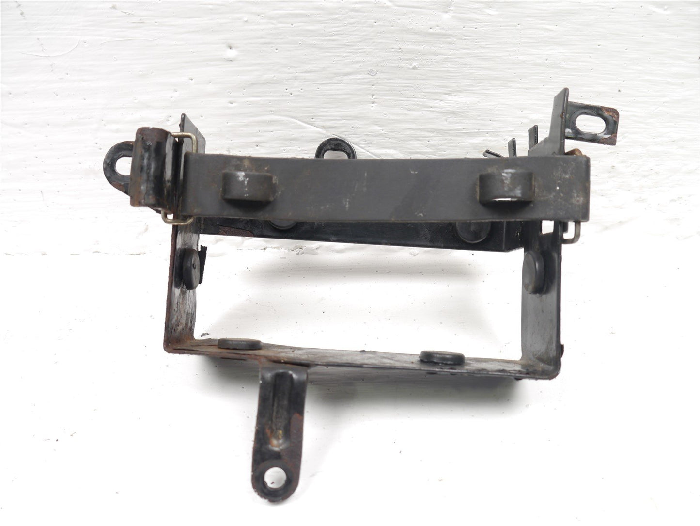 SINNIS RSX125 EFI BATTERY CASE AND STRAP