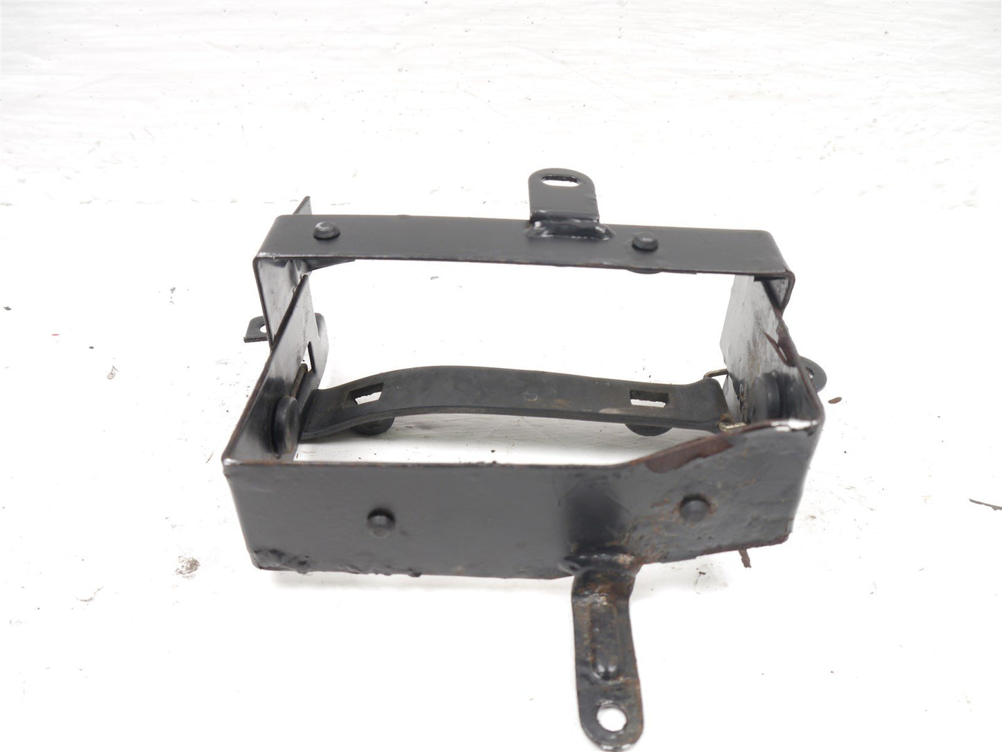 SINNIS RSX125 EFI BATTERY CASE AND STRAP
