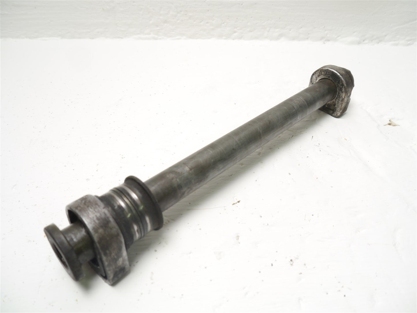 APRILIA SL1000 FALCO 1999-2005 REAR WHEEL SPINDLE