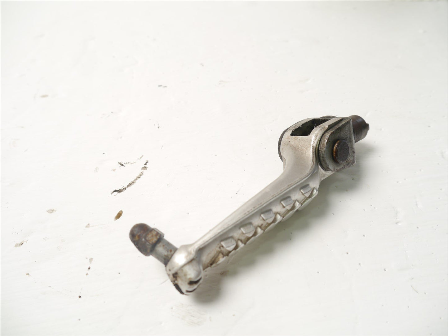 APRILIA SL1000 FALCO 1999-2005 FRONT LEFT FOOTREST