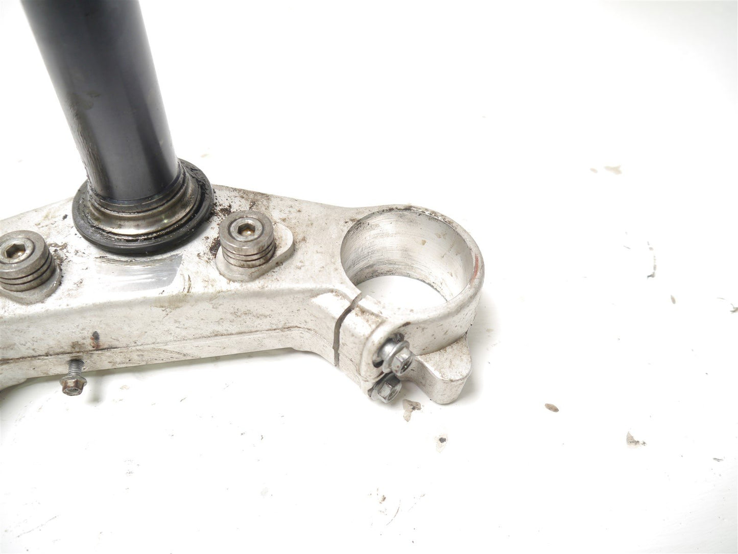 APRILIA SL1000 FALCO 1999-2005 BOTTOM FORK YOKE
