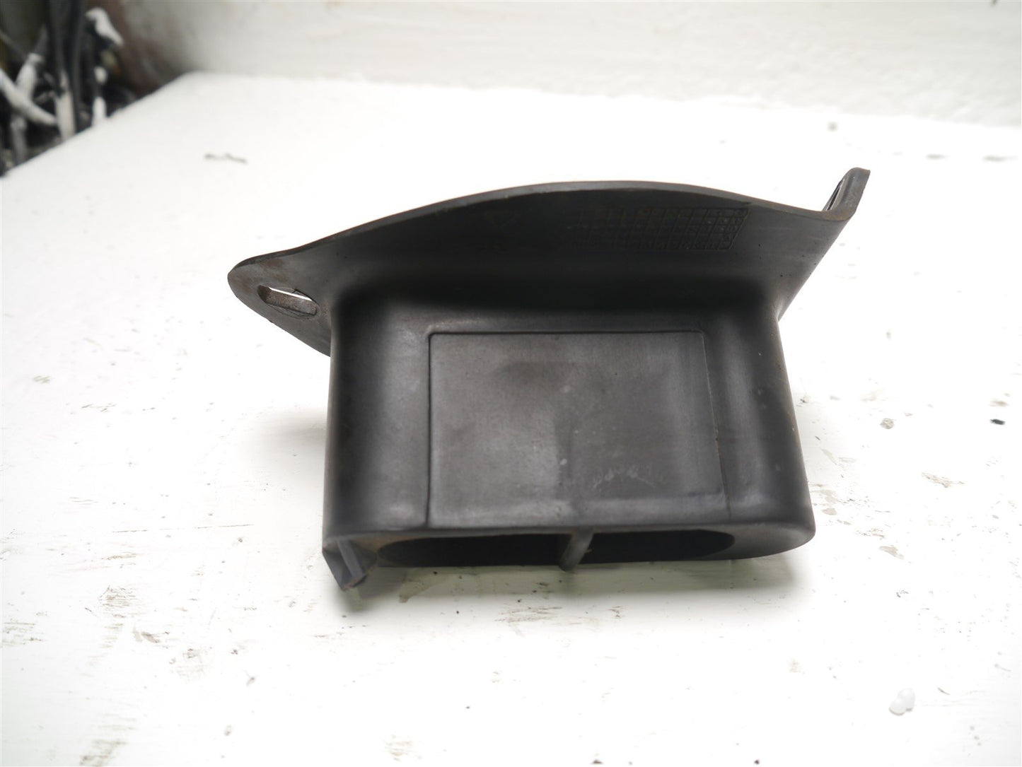 APRILIA SL1000 FALCO 1999-2005 FRAME AIR DUCT