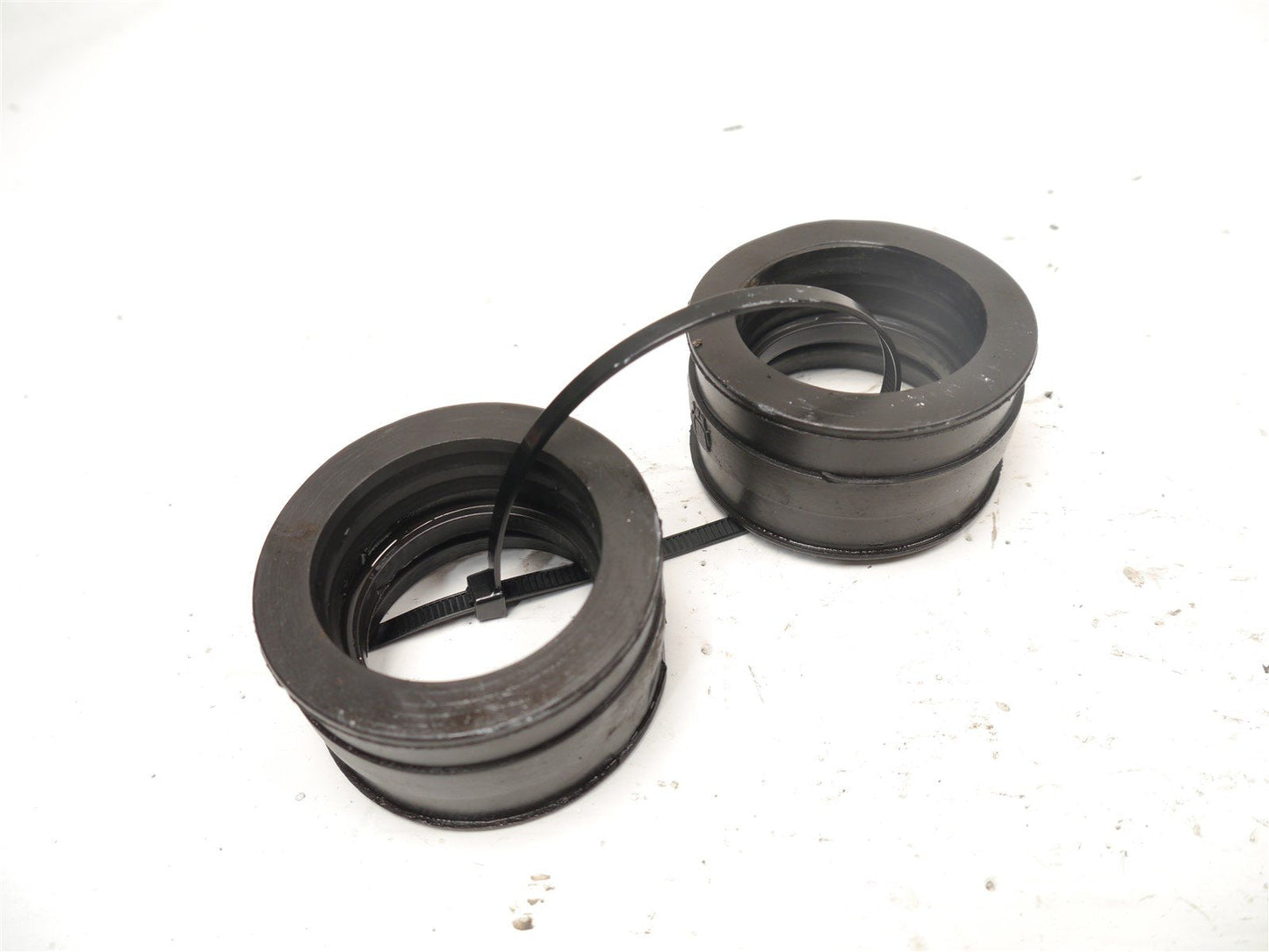 DUCATI MONSTER 900 1993-1999 CARBURETTOR INTAKE RUBBERS