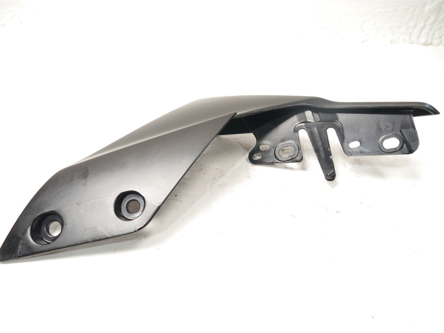 YAMAHA MT 125 2021-2023 LEFT REAR SEAT FAIRING