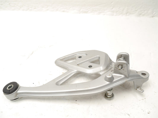 YAMAHA MT 125 2021-2023 FRONT RIGHT FOOTREST HANGER