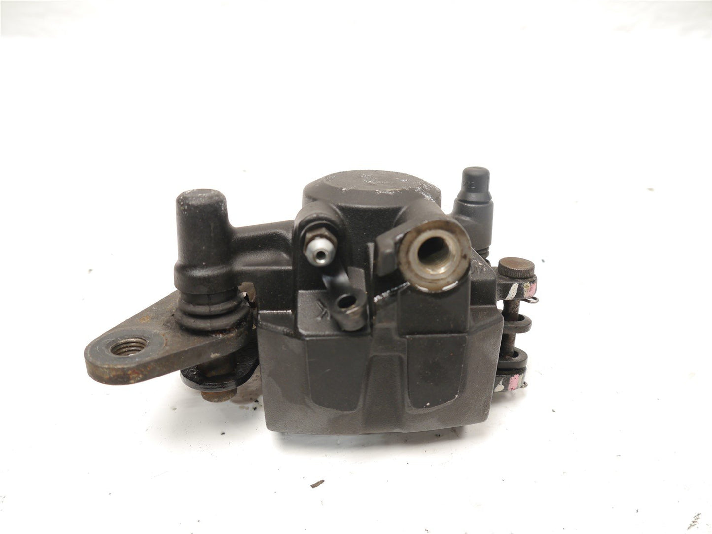 YAMAHA YS125 2017-2021 FRONT BRAKE CALIPER