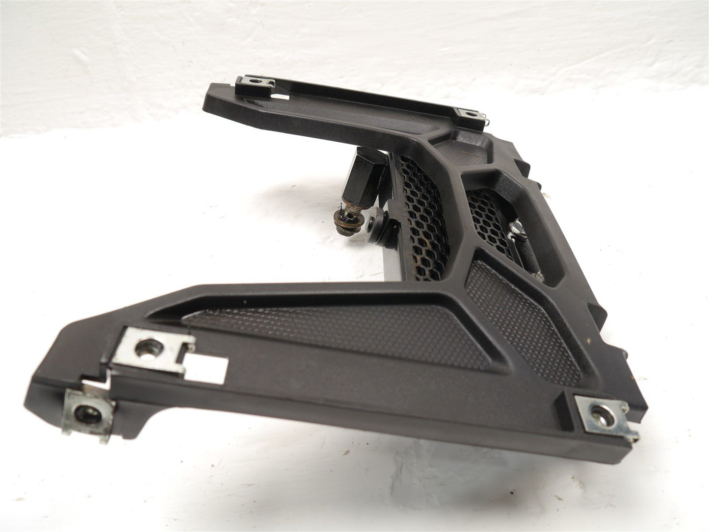 BENELLI BN 125 2021-2023 OIL COOLER AND FAIRING