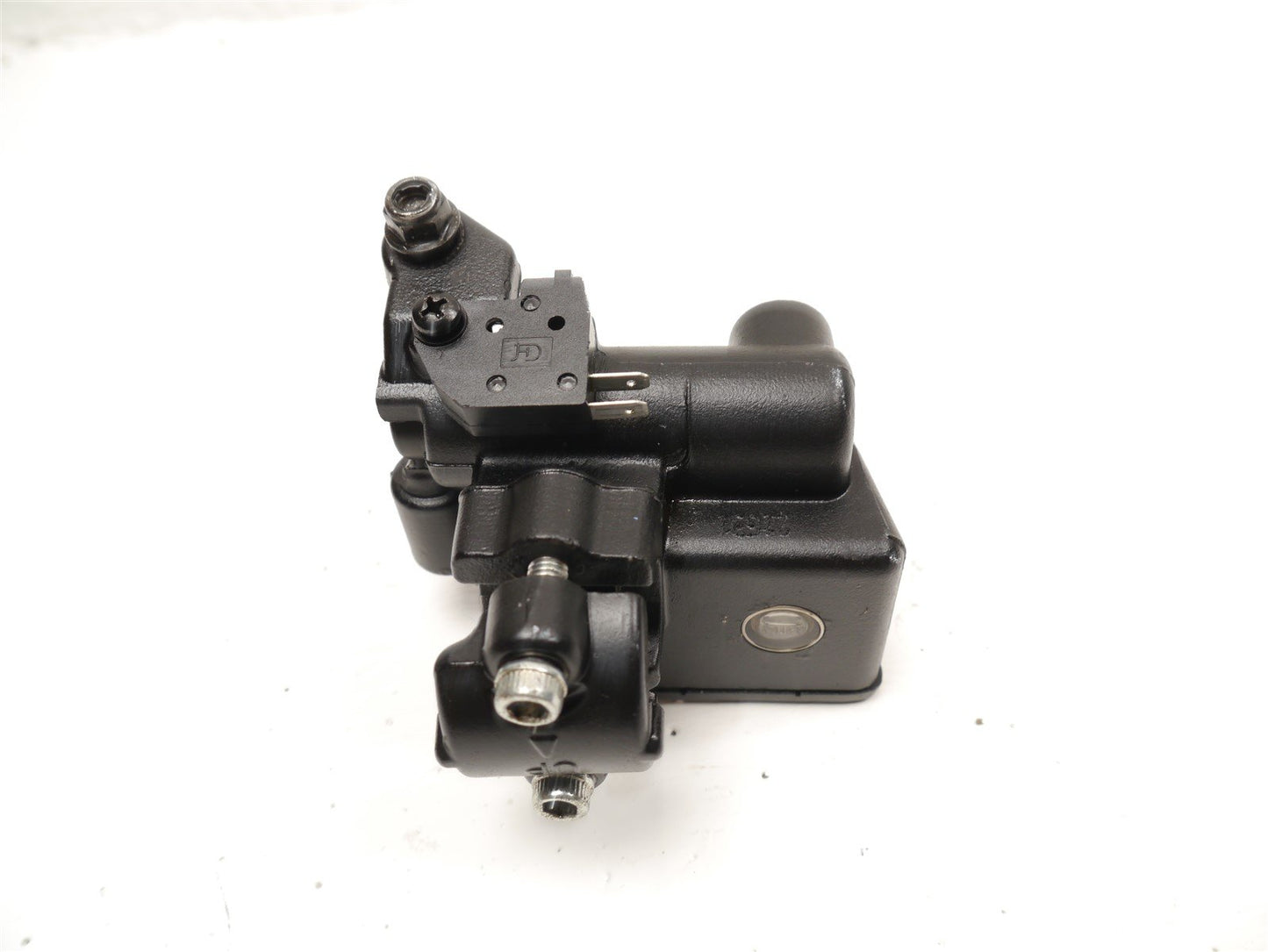 BENELLI BN 125 2021-2023 FRONT BRAKE MASTER CYLINDER