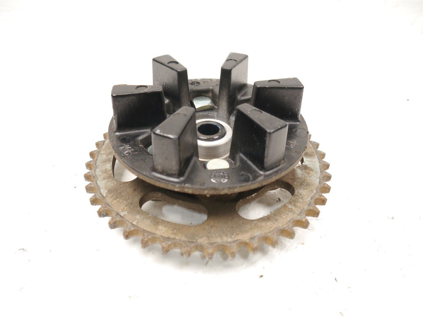 BENELLI BN 125 2021-2023 REAR SPROCKET CARRIER