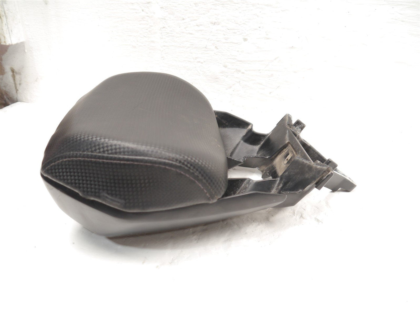 NECO ALEXONE 125 2021-2023 REAR SEAT BACKREAT *DAMAGED*