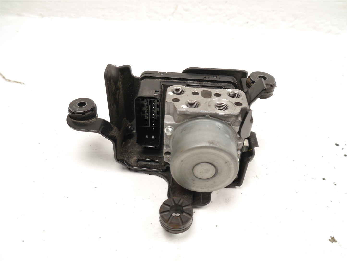 HONDA CB125R 2021-2023 ABS BRAKE PUMP