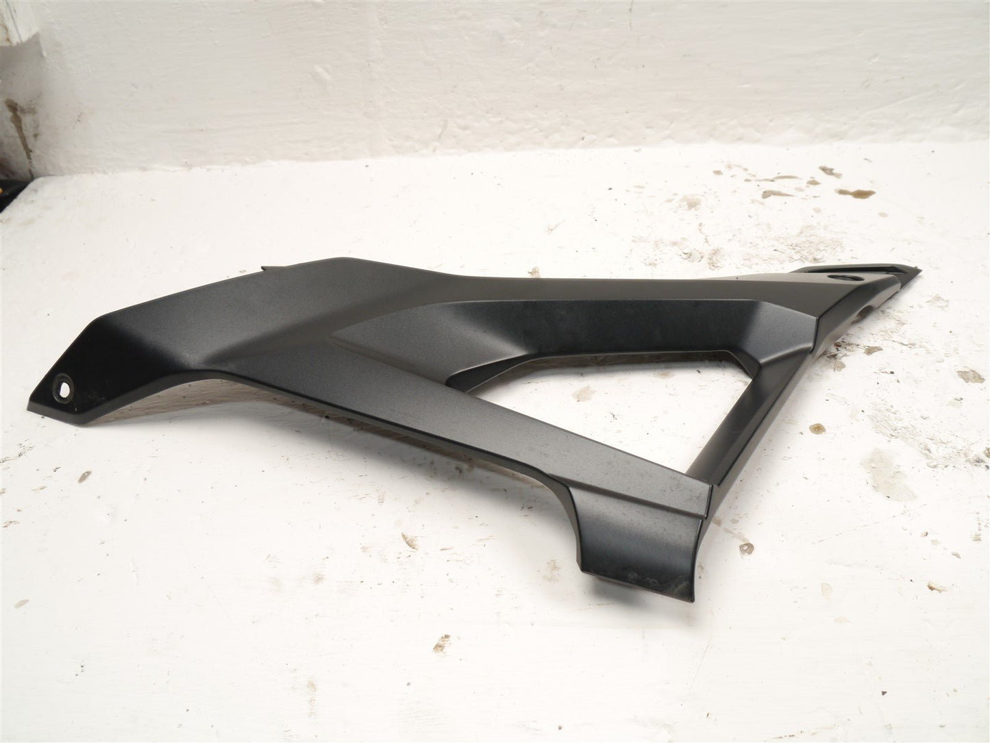 HONDA CB125R 2021-2023 RIGHT SIDE PANEL