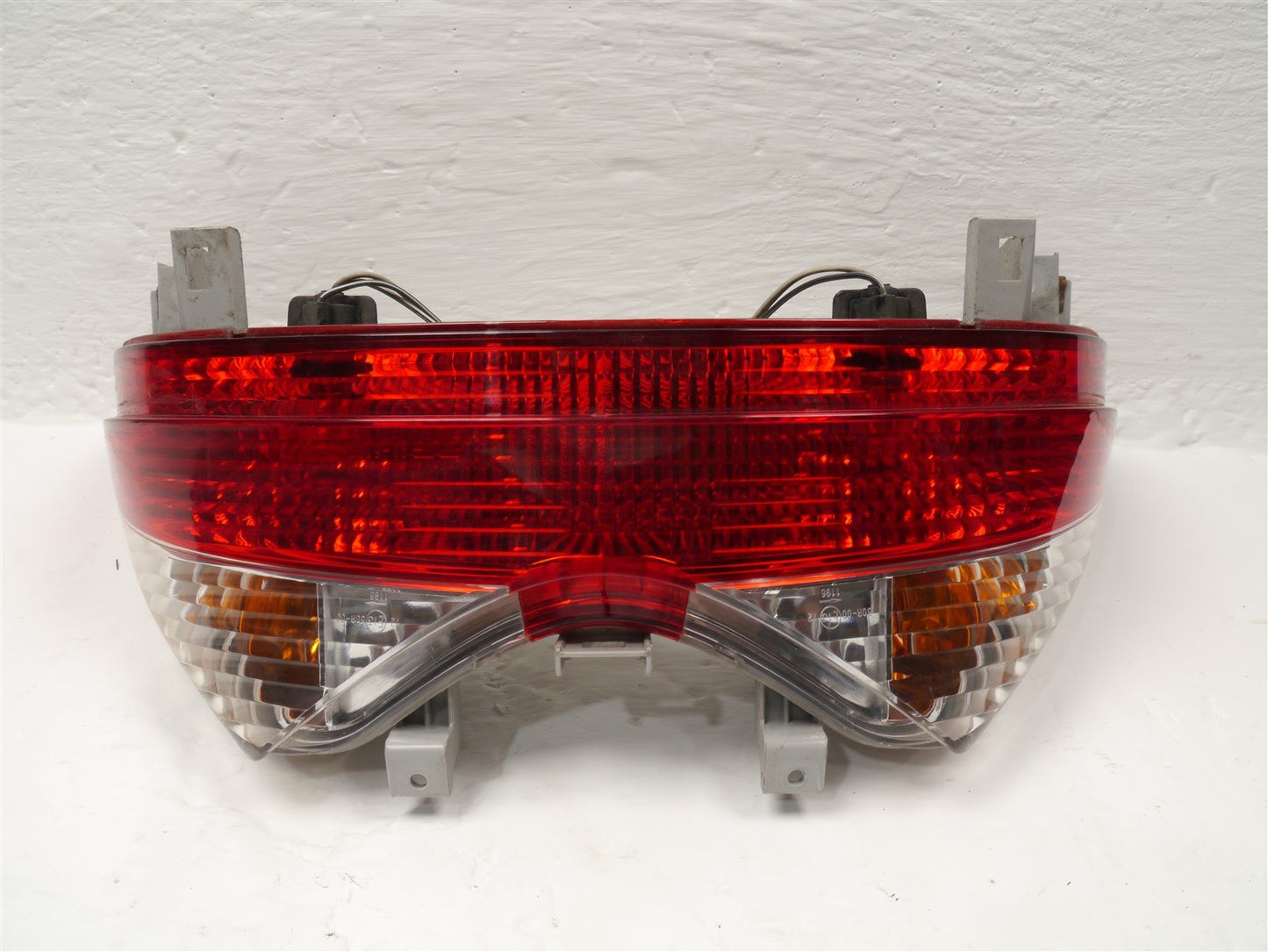 SUZUKI BURGMAN UH 125 2008-2011 REAR LIGHT