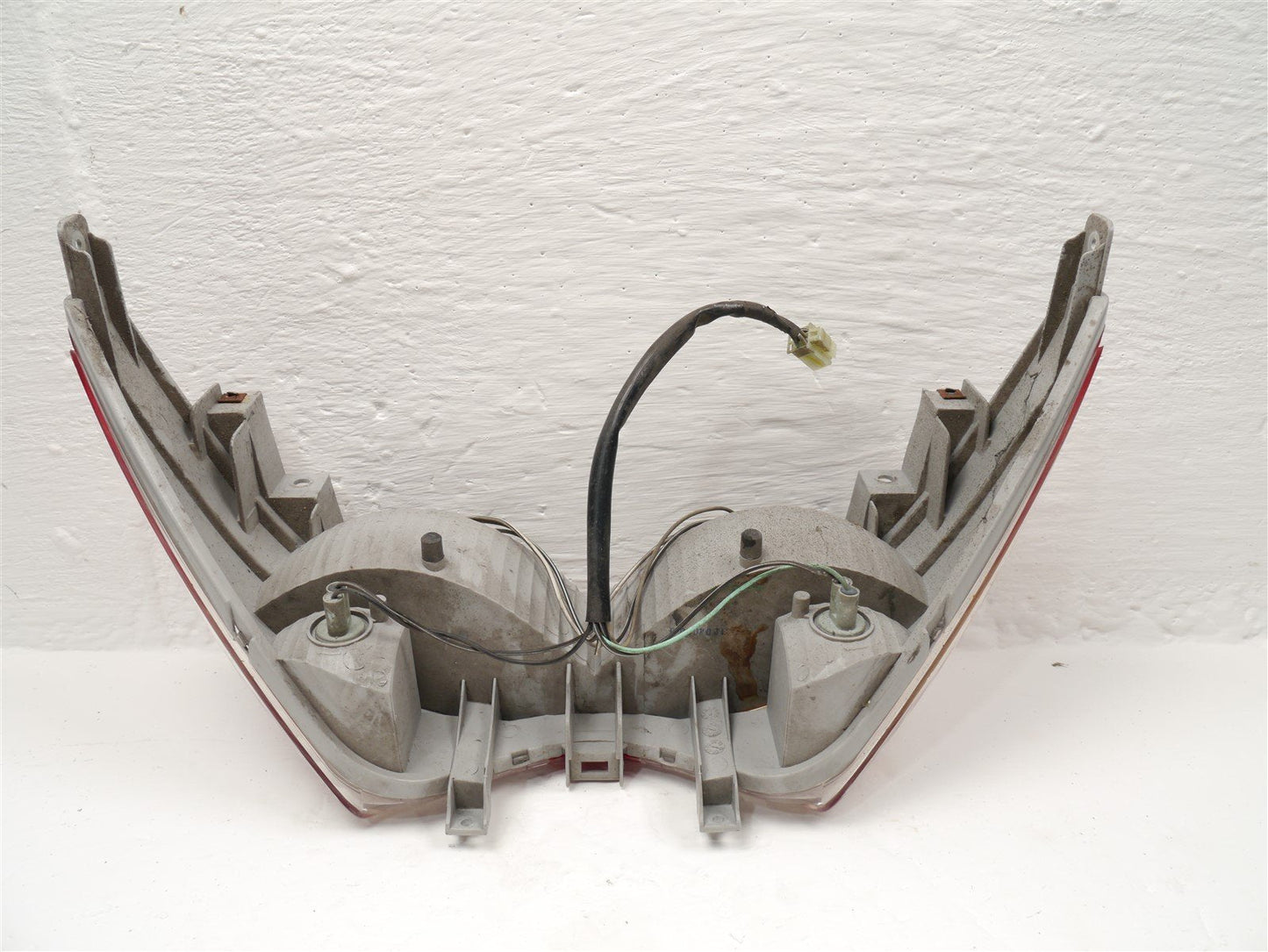SUZUKI BURGMAN UH 125 2008-2011 REAR LIGHT