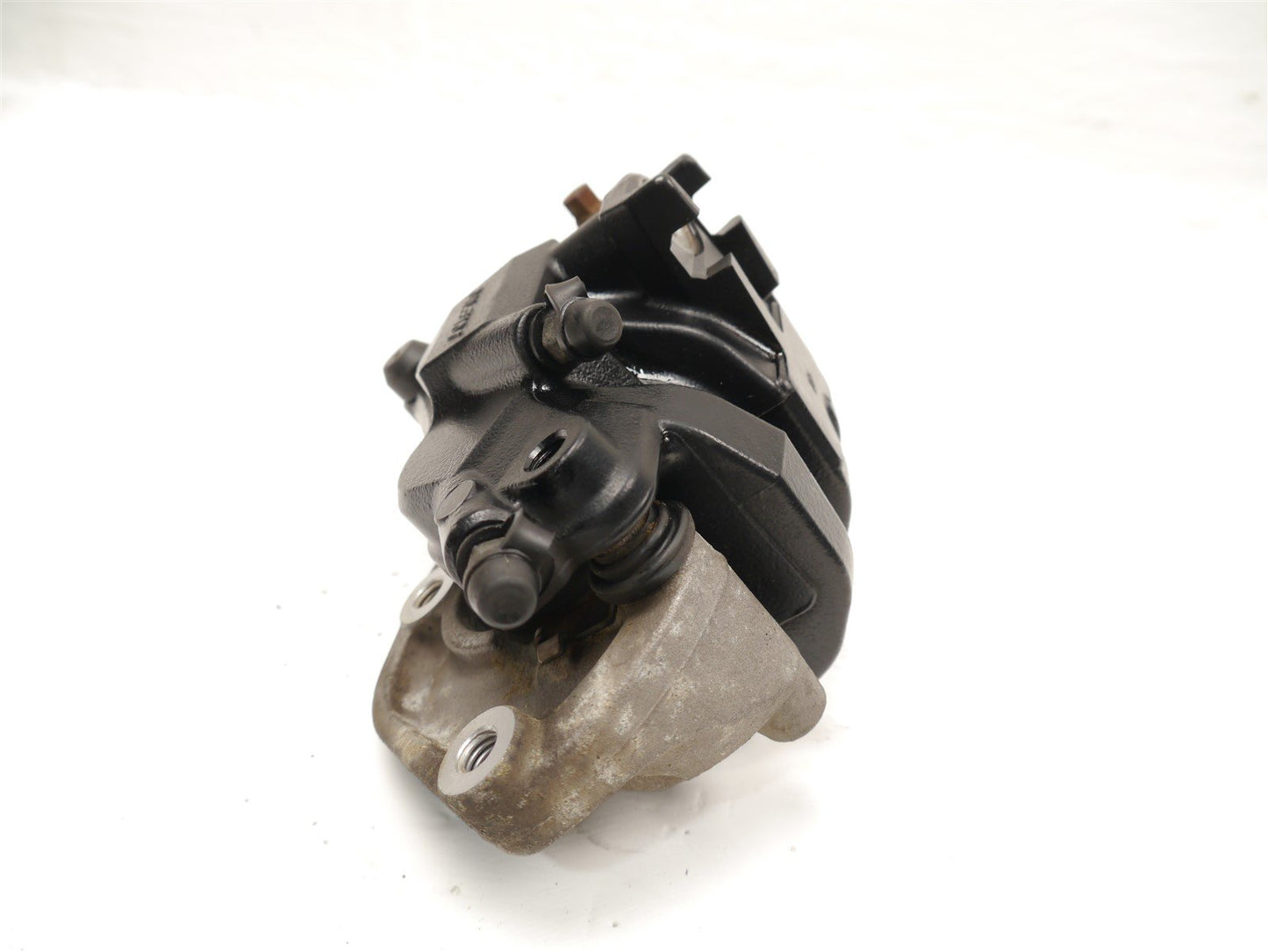 SUZUKI BURGMAN UH 125 2008-2011 FRONT BRAKE CALIPER