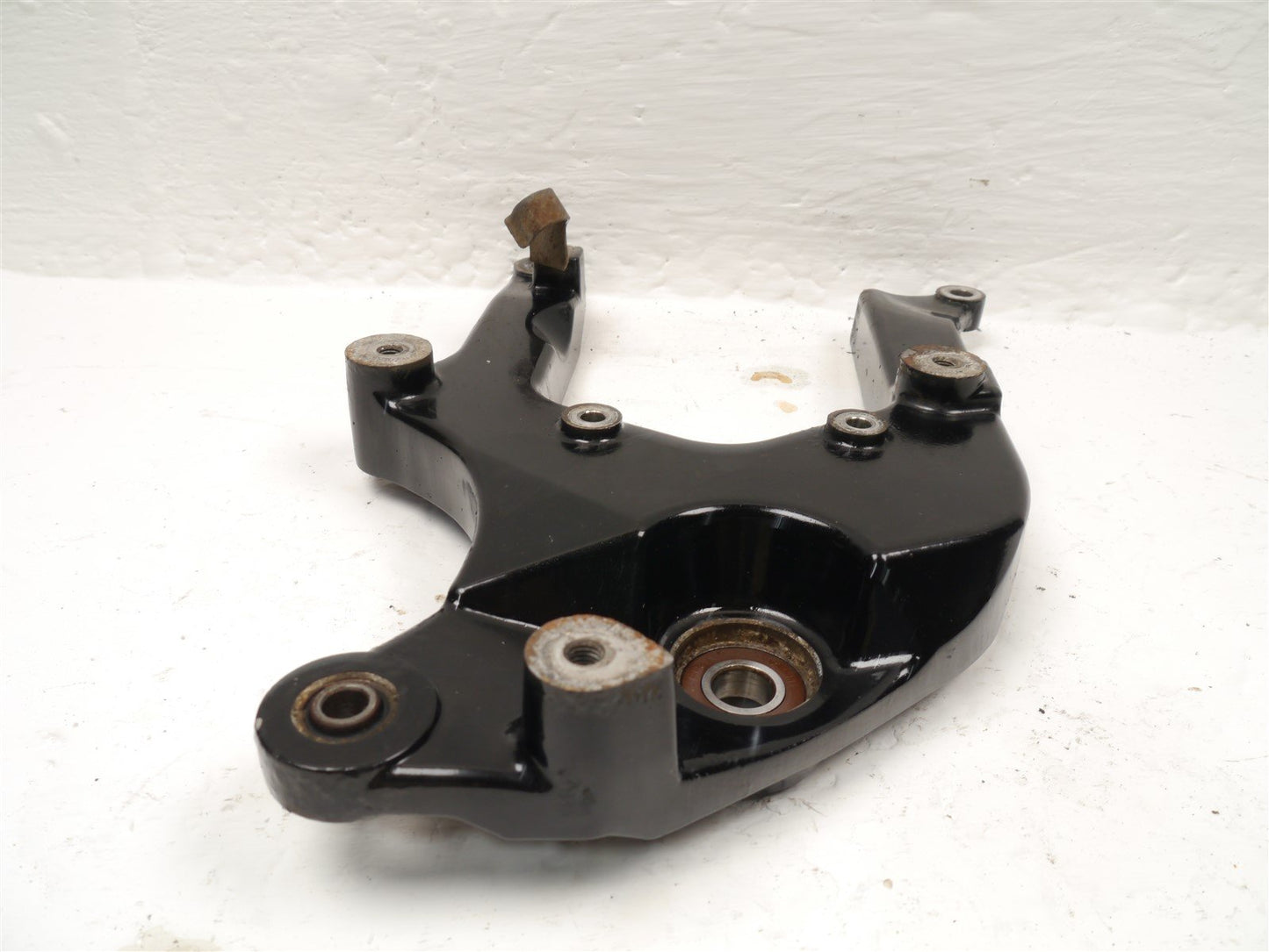 SUZUKI BURGMAN UH 125 2008-2011 REAR WHEEL MOUNT