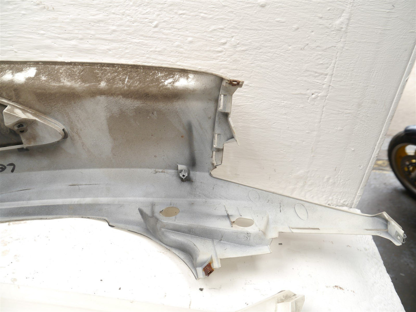 SUZUKI BURGMAN UH 125 2008-2011 SIDE FAIRING PANELS x 2
