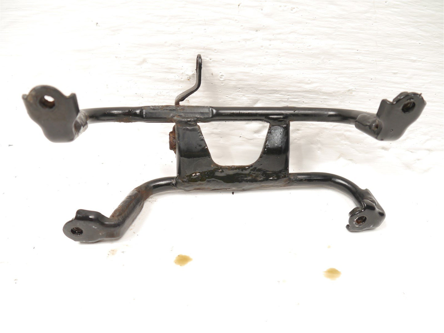 KTM DUKE 125 2018-2022 BELLY PAN BRACKET