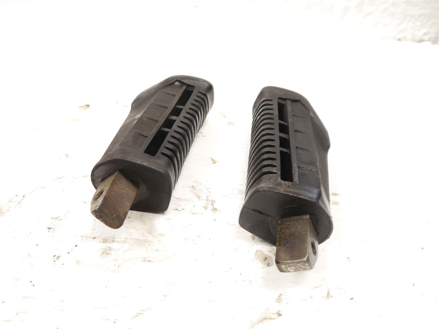 SUZUKI GS500 2002-2008 FRONT PEGS