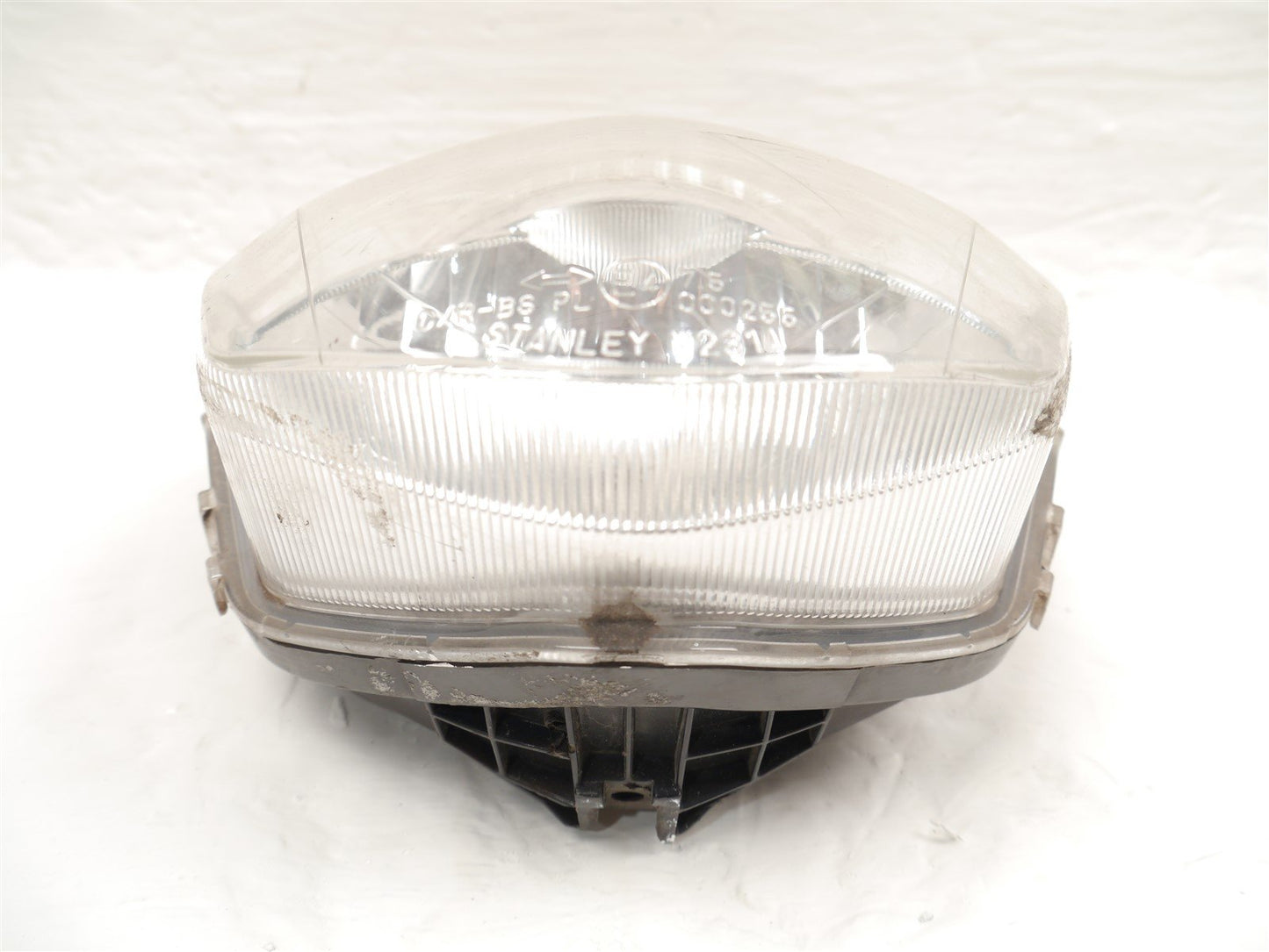 HONDA NSC110 VISION 2017-2020 HEADLIGHT *DAMAGED*