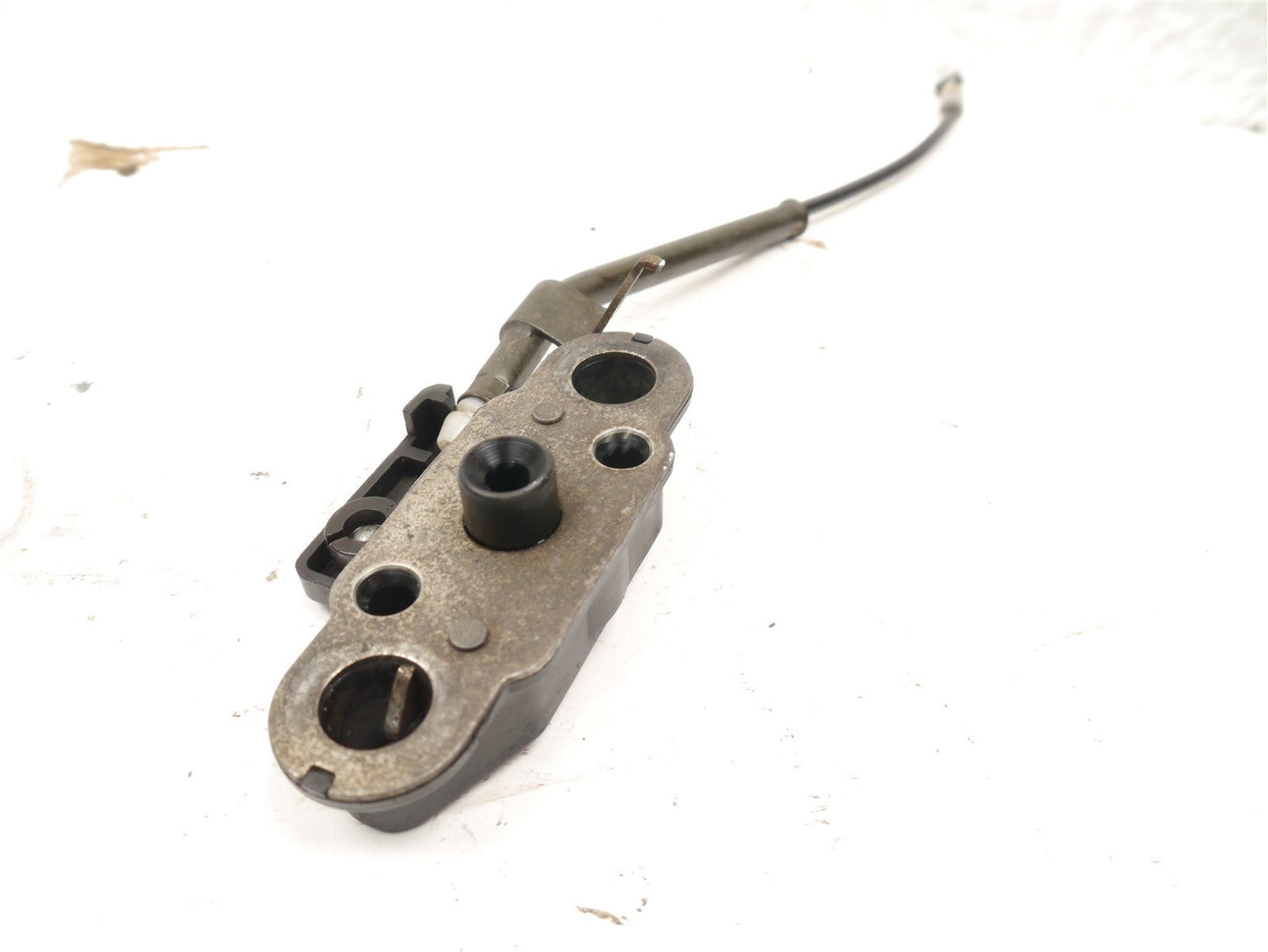 SUZUKI SV650 2003-2006 SEAT LATCH CATCH