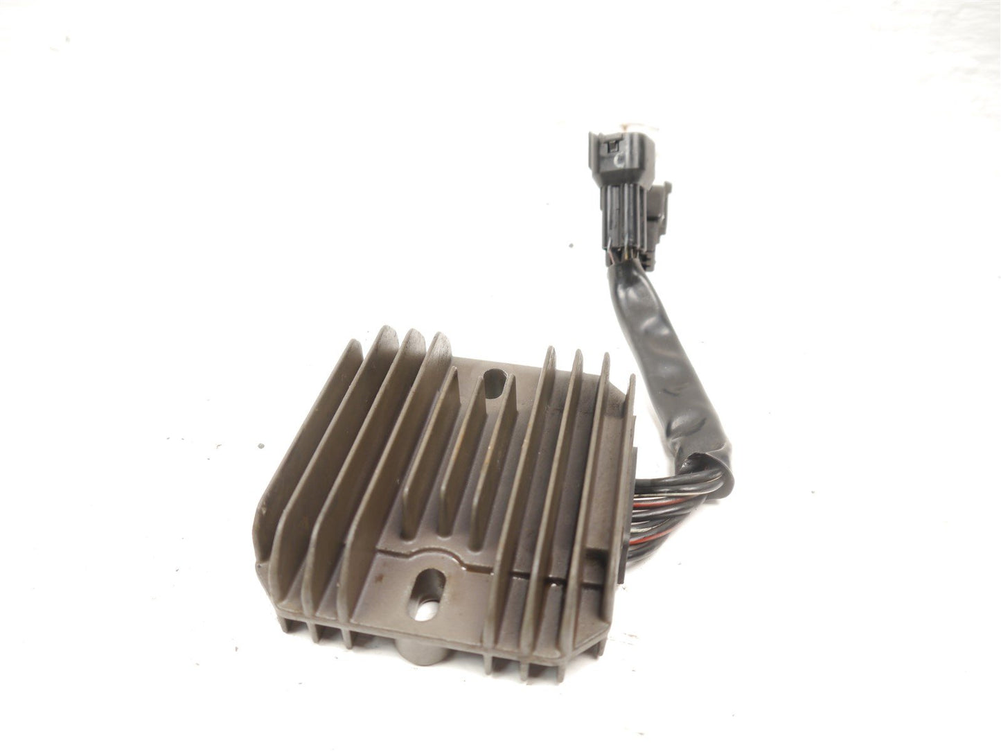 SUZUKI SV650 2003-2006 VOLTAGE REGULATOR