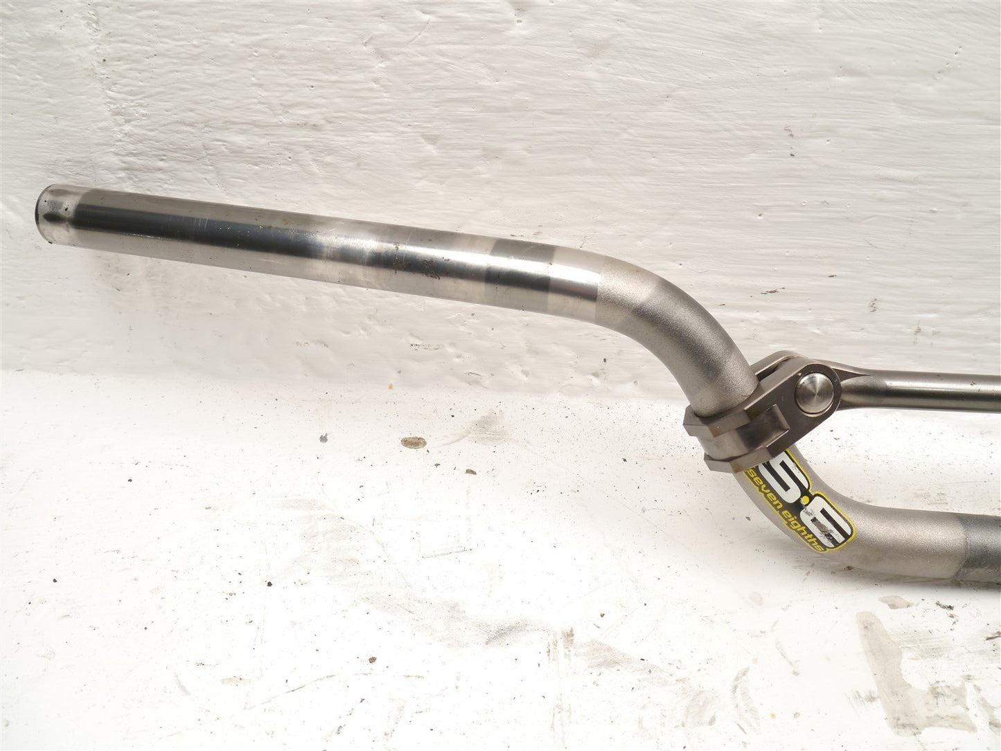 SEVEN EIGHTHS HANDLEBARS