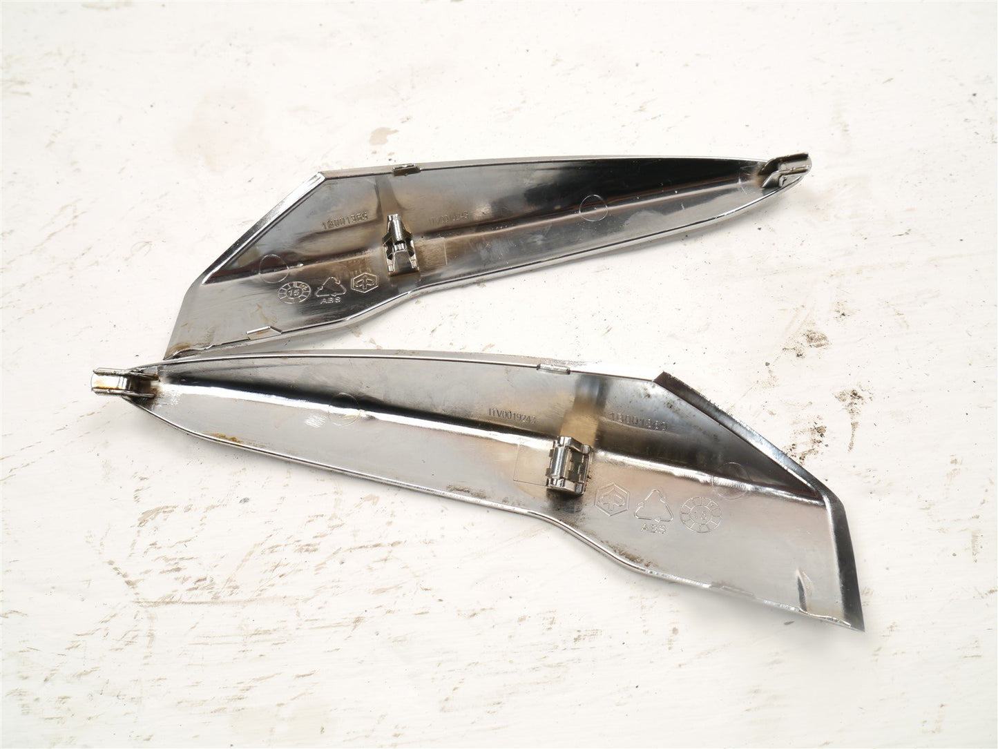 PIAGGIO LIBERTY 125 2017-2020 REAR CHROME FAIRINGS