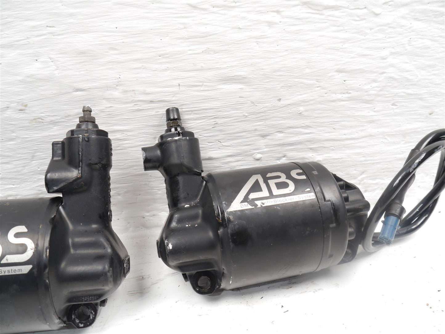 BMW K1100 RS ABS 1992-1996 BRAKE PUMP X 2
