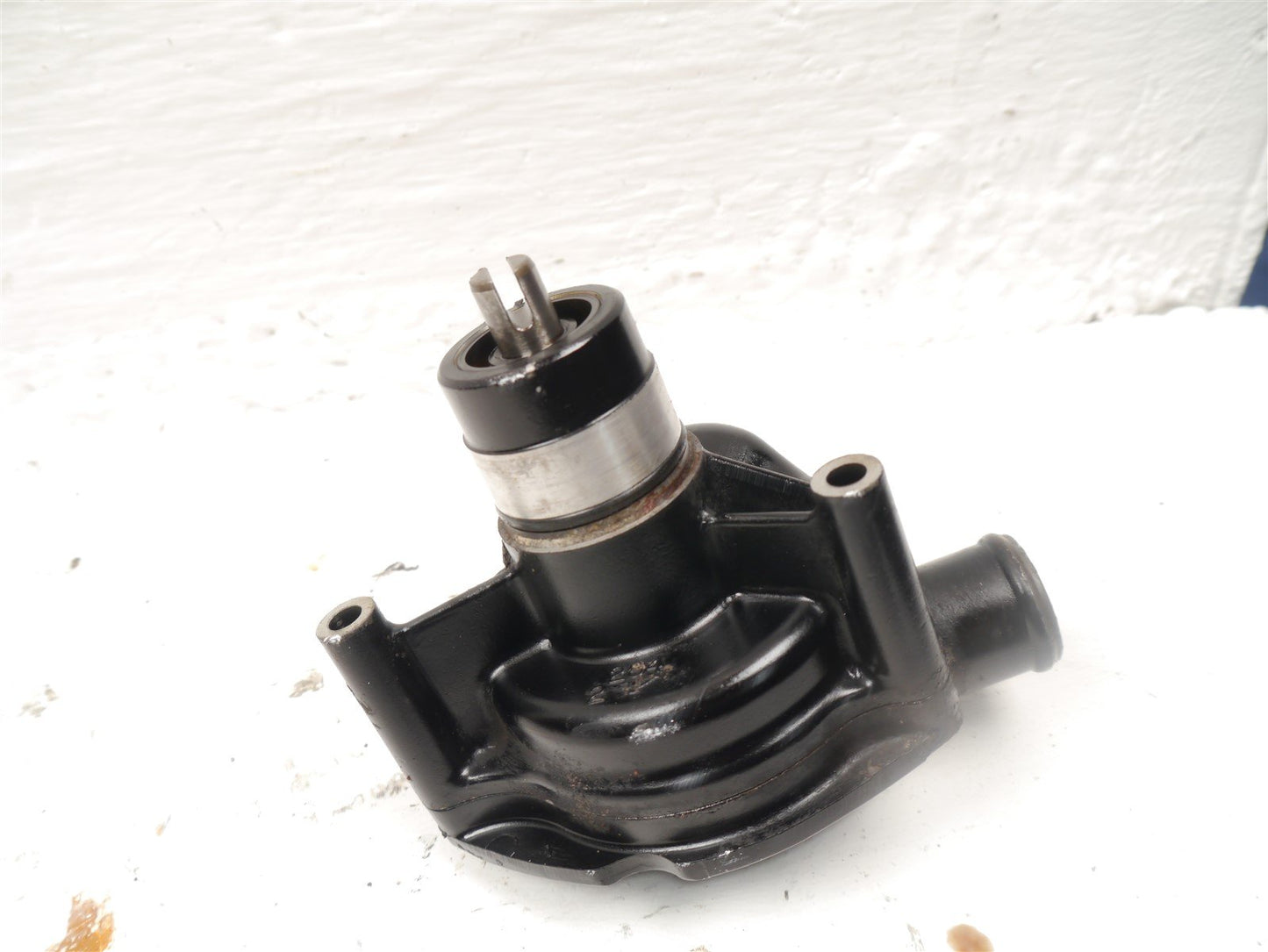 TRIUMPH SPRINT 1050 ST 2005-2007 WATER PUMP