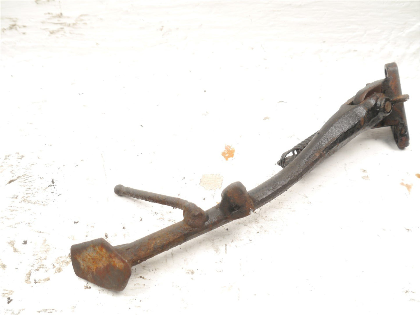 TRIUMPH SPRINT 1050 ST 2005-2007 SIDE STAND & MOUNT