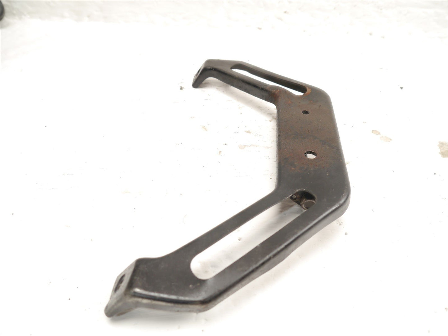 KTM RC125 2014-2016 FRONT BELLY BRACKET