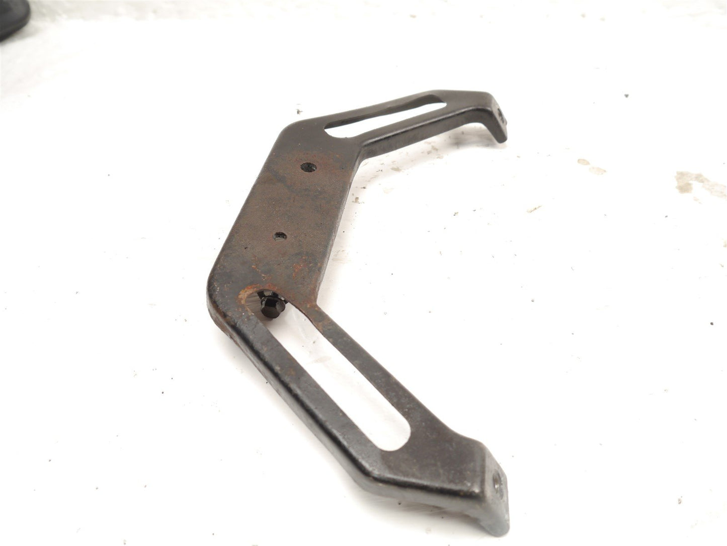 KTM RC125 2014-2016 FRONT BELLY BRACKET