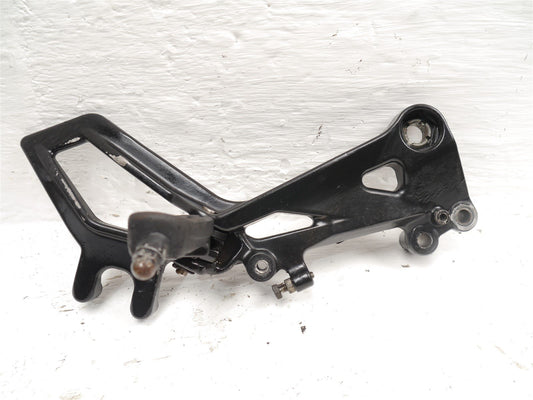 KTM RC125 2014-2016 FRONT RIGHT FOOTREST HANGER & PEG