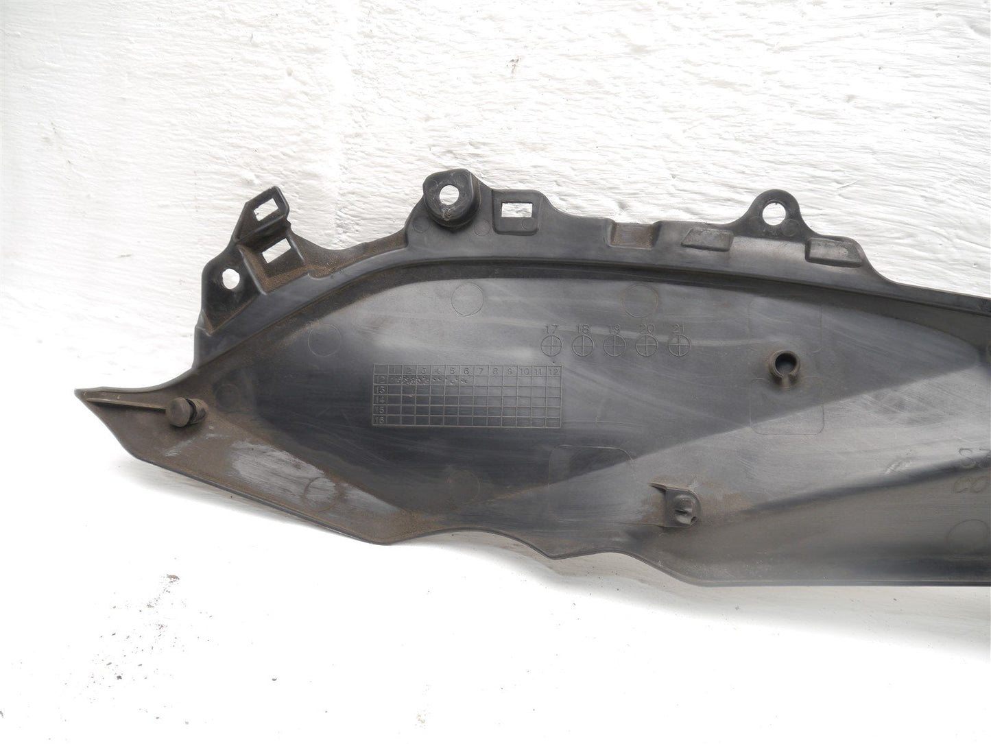 HONDA NC700 S 2012-2013 RIGHT SIDE PANEL