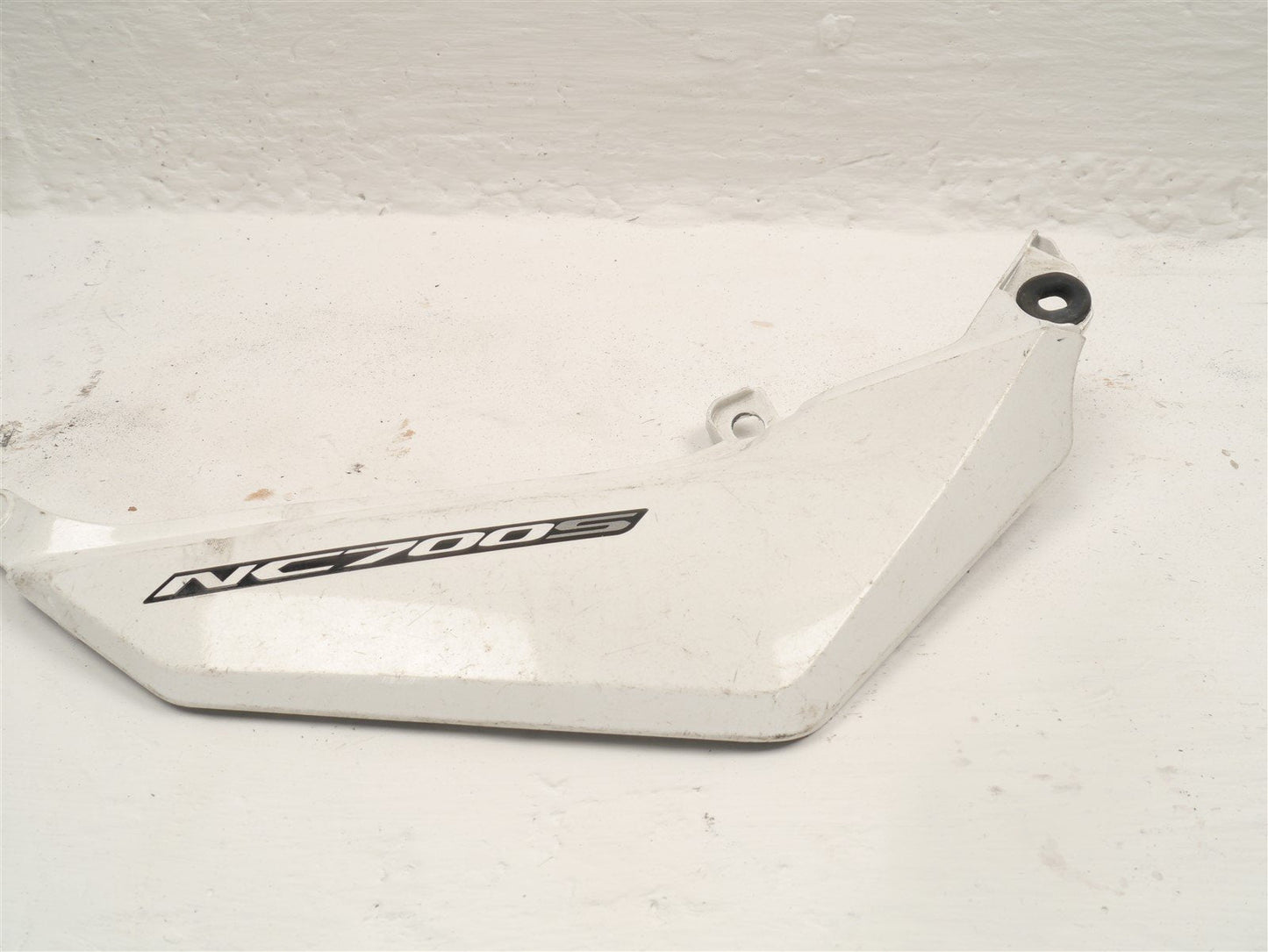 HONDA NC700 S 2012-2013 RIGHT SIDE PANEL