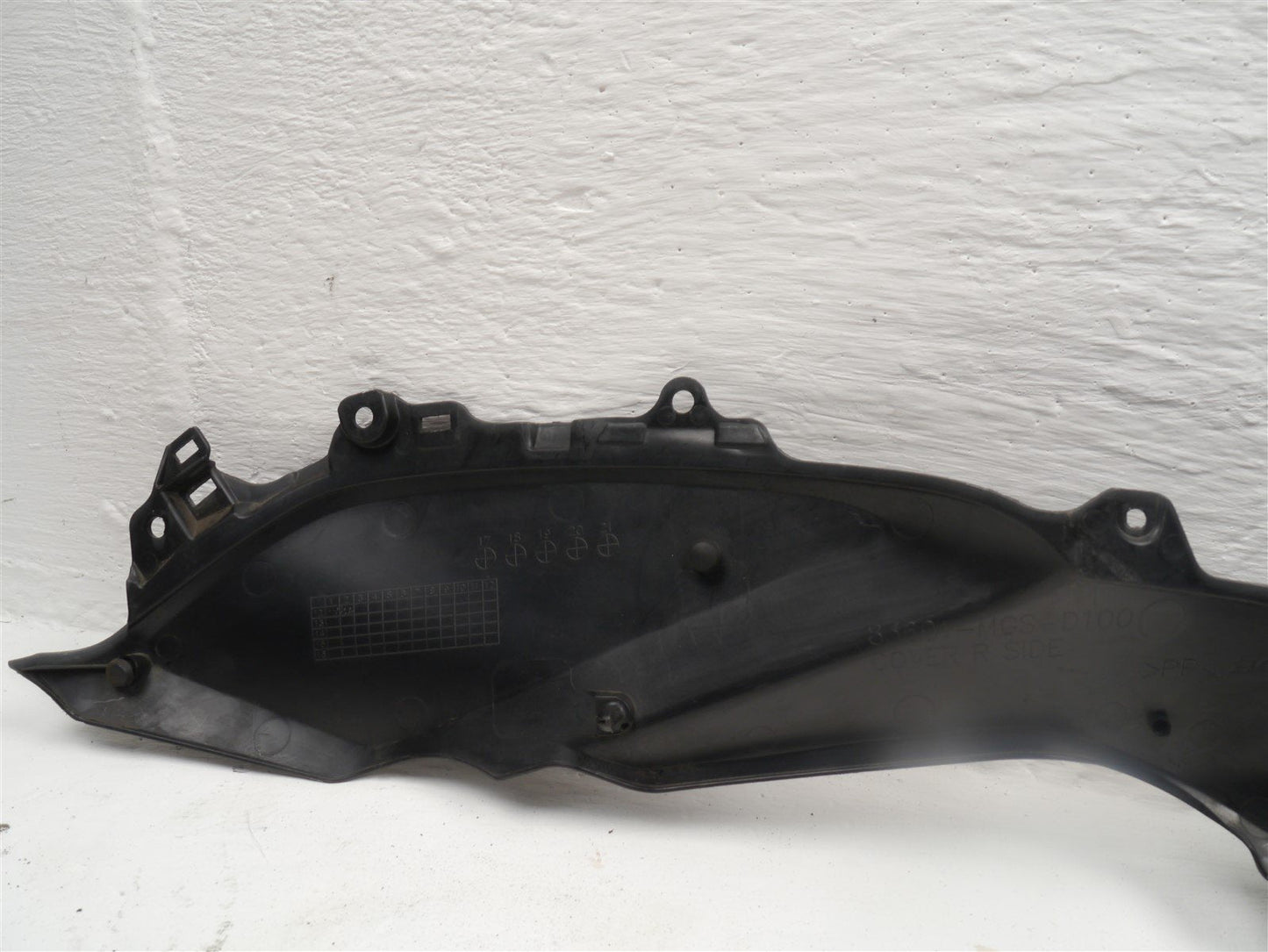 HONDA NC700 S 2012-2013 RIGHT SIDE PANEL