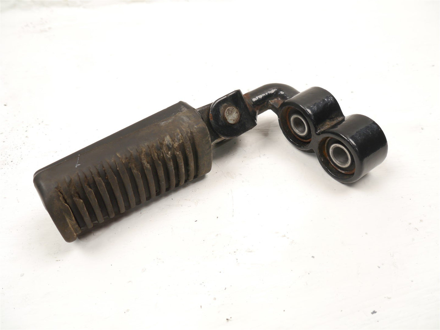 WK BIKES SCRAMBLER 50 2021-2024 FRONT LEFT FOOTREST & HANGER