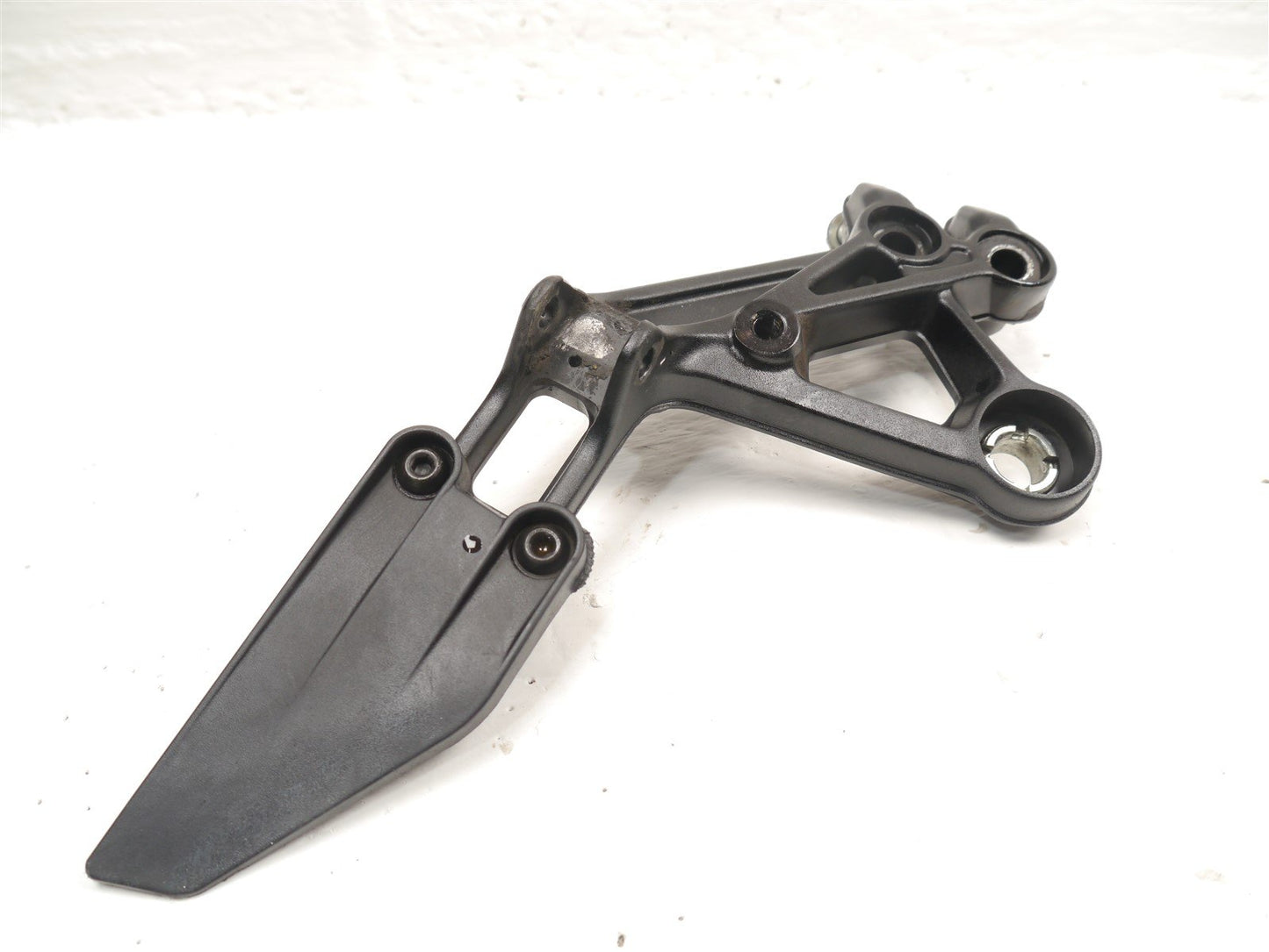 KTM DUKE 125 2018-2022 FRONT LEFT FOOTREST HANGER & PEG