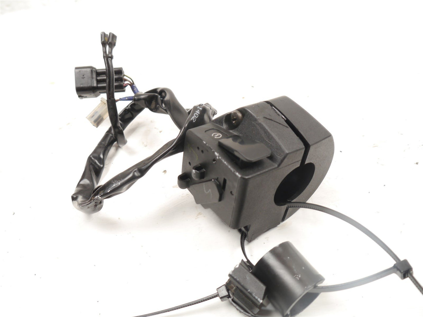 KTM DUKE 125 2018-2022 RIGHT SWITCHGEAR