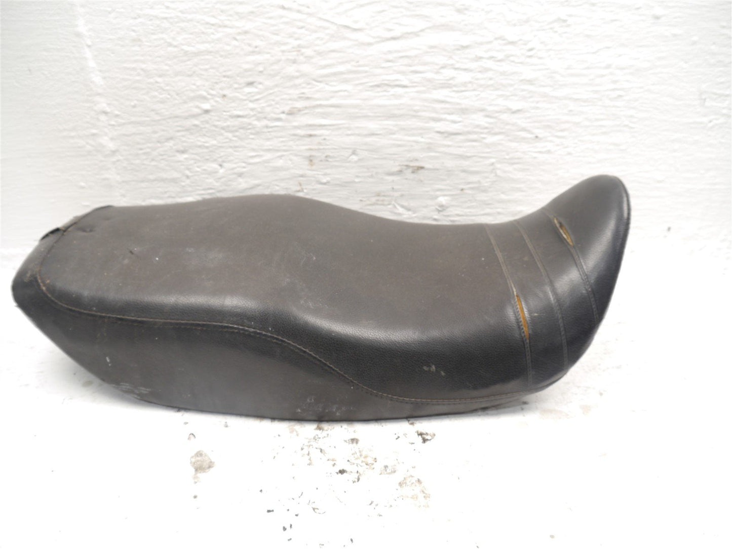 KAWASAKI GPZ750 A UNITRAK 1983-1985 SEAT