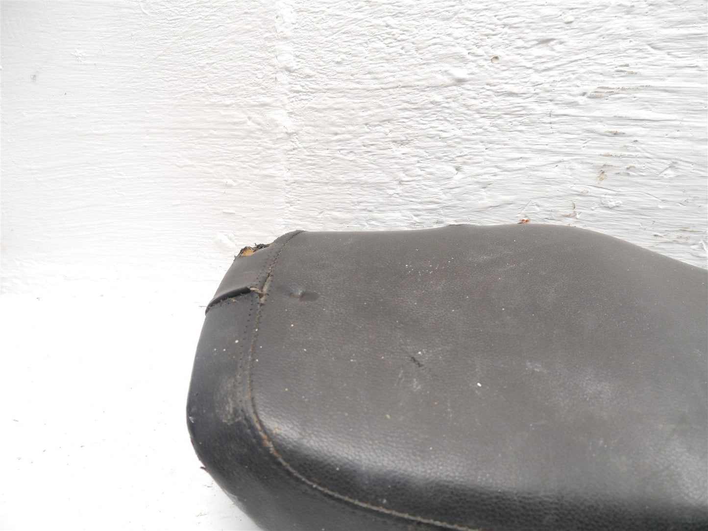 KAWASAKI GPZ750 A UNITRAK 1983-1985 SEAT