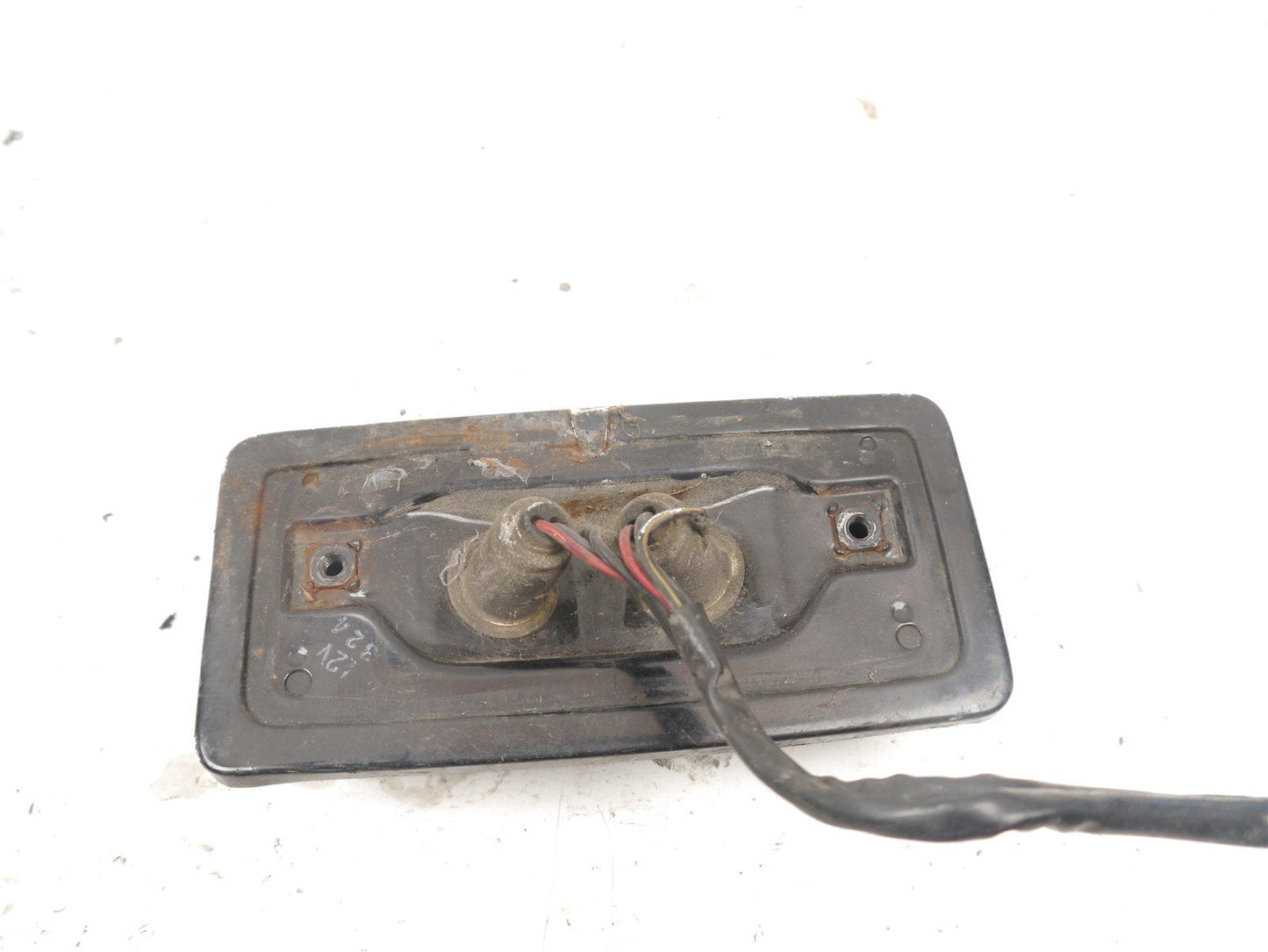 KAWASAKI GPZ750 A UNITRAK 1983-1985 REAR LIGHT BACK